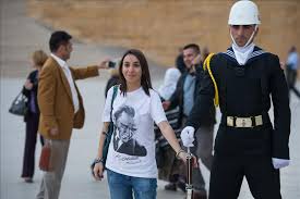 Maybe you would like to learn more about one of these? Anitkabir In Heykel Askerleri Anadolu Ajansi