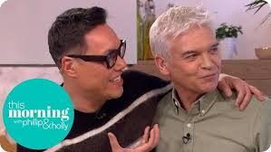 Gok Wan's Spring Prawns With Cashew Nuts