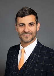 Reginald Benton's Instagram, Twitter & Facebook