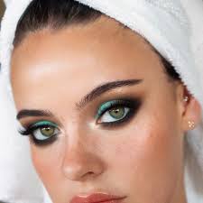 Iris Beltran (@azuliris)