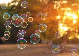 Belajar Bagaimana Cara Membuat Buih Sabun Untuk Anak Anda Soap Bubbles Bubble Painting Bubbles