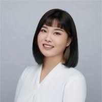 300+ "Ella" profiles