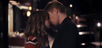Com rachel mcadams e domhnall gleeson, o filme romântico vai adoçar ainda mais o dia. O Amor Esta No Ar Cinco Filmes Na Netflix Para Assistir No Dia Dos Namorados Noticias Da Tv