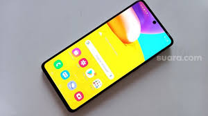 Aug 22, 2020 · bersihkan debu dari port pengisi daya di bagian bawah perangkat, lalu sambungkan kabel pengisi daya ke perangkat dengan kuat. Samsung Galaxy A72 Bawa Baterai 5 000mah Dan Pengisi Daya 25w