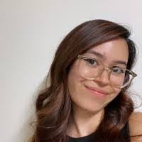 Nadia Gill's Instagram, Twitter & Facebook