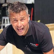 Craig Phillips's Instagram, Twitter & Facebook