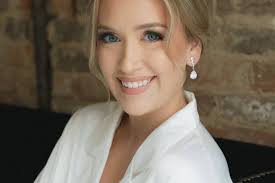 The 10 Best Wedding Photographers in Bowling Green