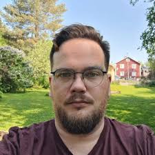 What does it mean to cut with the grain when twittling?