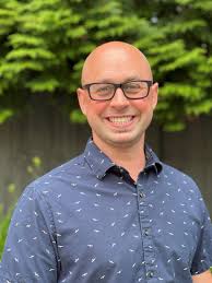 Aaron Salinger's Instagram, Twitter & Facebook