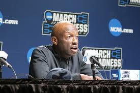 James jones, 25, from scotland lincoln city, since 2020 central midfield market value: Men S Basketball Yale Inks Head Coach James Jones Through 2026 Yale Daily News
