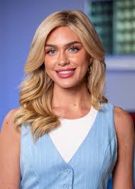 Julie Starbird's Instagram, Twitter & Facebook