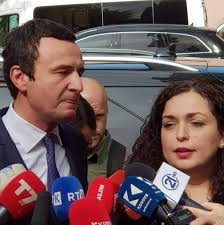 Te gjitha lajmet ne lidhje me albin kurtin & vjosa osmanin si dhe levizjen vetevendosje i gjeni ketu! Albin Kurti Vjosa Osmani Home Facebook