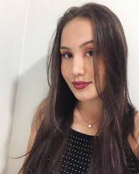 Ana Cecilio's Instagram, Twitter & Facebook