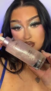 Days in Bloom Kiko Body Glitter