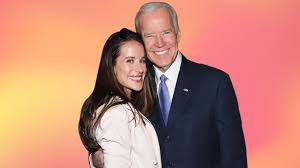 Here, femail takes a closer look at who she is. Who Is Ashley Biden Here S Everything You Need To Know About Joe Biden S Younger Daughter Glamour