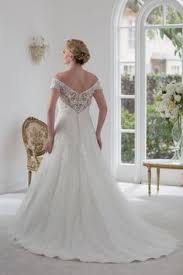 Hilde & hilde ist ihr partner in pinggau, wenn es um ihr perfektes brautkleid, mode für die braut und den bräutigam und die ganze hochzeitsgesellschaft geht. Pinterest