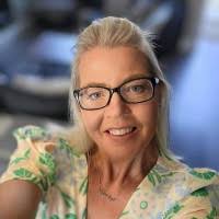 Vicky Louise Bradshaw