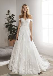 White One Collection Oliola Now Available To Try On At Our Birmingham Boutique Pronovias Wedding Dress A Line Wedding Dress Sweetheart Wedding Dress