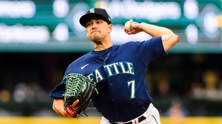 Braves quickly ship pitcher Marco Gonzales to Pirates