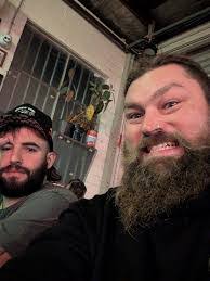 Teresa Renshaw's Instagram, Twitter & Facebook