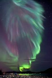 46 Northern Lights Iphone Wallpaper On Wallpapersafari Carta da parati carina e minima per iphone e smartphone. 46 northern lights iphone wallpaper