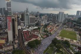 Wajdi dusuki said close to a million people would attend the anti icerd rally. Three Things We Learnt About The Anti Icerd Demonstration Save Malaysia I3investor