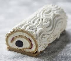 Paris The Prettiest Buche De Noel Of 2015 Food Drinks Dessert Cake Roll French Dessert