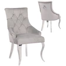 Visitez notre site e commerce pour. Lot De 2 Chaises De Salle A Manger Design Capitonne Revetement En Velour Gris Clair Et Pietement Baroque En Acier Inoxydable Cdiscount Maison