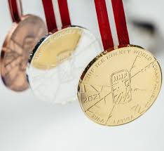 Usa gold medal game tsn.ca world juniors live blog. International Ice Hockey Federation Iihf The 2021 Iihf Ice Hockey World Championship Medals Have Arrived That S What The Look Like The 16 Teams Will Be Battling For At The Upcoming