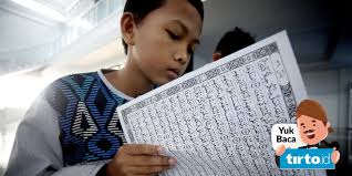 Baca surat al ma'idah lengkap bacaan arab, latin & terjemah indonesia. Bacaan Surah Al Maidah Ayat 1 5 Penjelasan Jenis Makanan Haram Tirto Id