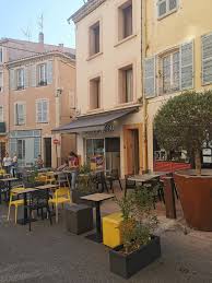 Bonnieux ist eine südfranzösische gemeinde mit 1260 einwohnern (stand 1. Le Tropical Startseite Frejus Speisekarte Preise Restaurant Bewertungen Facebook
