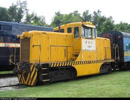 RailPictures.Net Photo: FGCX 100 Florida Gulf Coast Railroad Museum GE  44-tonner at Parrish, Florida by William Pou III