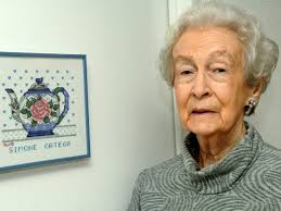 La historia oculta de Simone Ortega y '1.080 recetas', el 'best seller' que  casi no se publicó