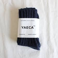 A sock is a piece of clothing worn on the feet and often covering the ankle or some part of the calf. Yaeca ãŠã—ã‚ƒã‚Œã¾ã¨ã‚ã®äººæ°—ã‚¢ã‚¤ãƒ‡ã‚¢ Pinterest Ciacura é´ä¸‹ãƒ'ãƒƒã‚±ãƒ¼ã‚¸ é´ä¸‹ ãƒ‡ã‚¶ã‚¤ãƒ³