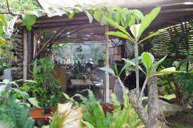 Unter einem gartenhaus versteht man ein in einem garten stehendes gebäude zum vorübergehenden aufenthalt. Gartenhaus Co Working Space Malang Konsepnya Unik Sih Tapi
