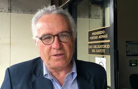 Factor 4 على X: "Tres connotadas figura públicas en #Guatemala también han  sido incluidas en las órdenes: 24. Augusto Jordán Rodas Andrade, en el  exilio, ex #PDH. 25. Ramón Cadena Ramila: Abogado