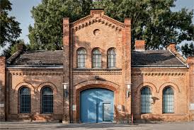 Neben seiner jahrzehntelangen führungsrolle in. Plotzensee Prison Wikipedia