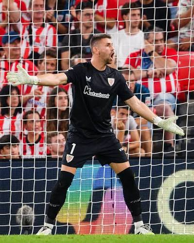🔝1⃣ 𝗨𝗡𝗔𝗜 𝗦𝗜𝗠𝗢𝗡 jauna. 🙌 Es un porterazo. #AthleticClub 🦁
