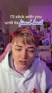 I’m not sure if I even feel romantic love, but I know that I feel this.  #weird #indiemusic #aromantic #neurodivergent