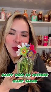 Lanzamiento de Daisy Wild So Intense de Marc Jacobs