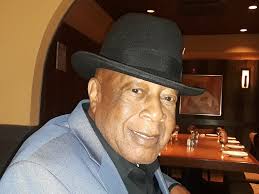 Obituary of Robert Leroy Holt