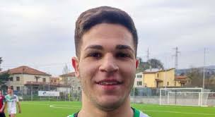 Adrian Cannavaro alza la Viareggio Cup sotto gli occhi del papà