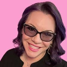 Diana Bedell's Instagram, Twitter & Facebook