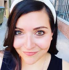 Author Laurie Tomlinson