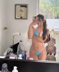 Em on X: Natty bodies win 🥇 t.cofef7lXrRek  X