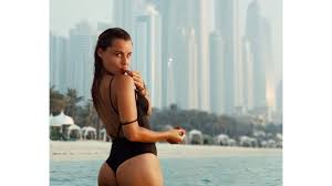 Find out about youtube star angie costa: Sensualidade E Emocao Na Disputa Pelo Titulo De Mais Sexy Do Ano A Ferver Vidas