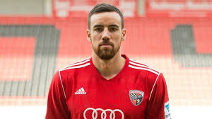 Malte metzelder, der sportchef des sc preußen münster, spricht über die trainersuche beim scp und die künftige mannschaft der adler. Malte Metzelder Alchetron The Free Social Encyclopedia