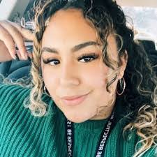 Alma Castorena's Instagram, Twitter & Facebook