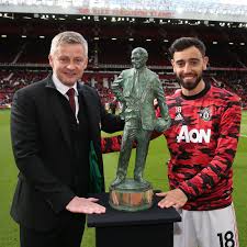 Goal by man utd 1 versus goal by fulham 1. Bruno Fernandes And Luke Shaw Win Manchester United Player Of The Year Awards The Busby Babe