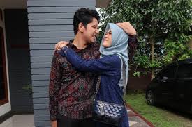 14,581 likes · 36 talking about this. Berita Henny Rahman Terbaru Hari Ini Grid Id